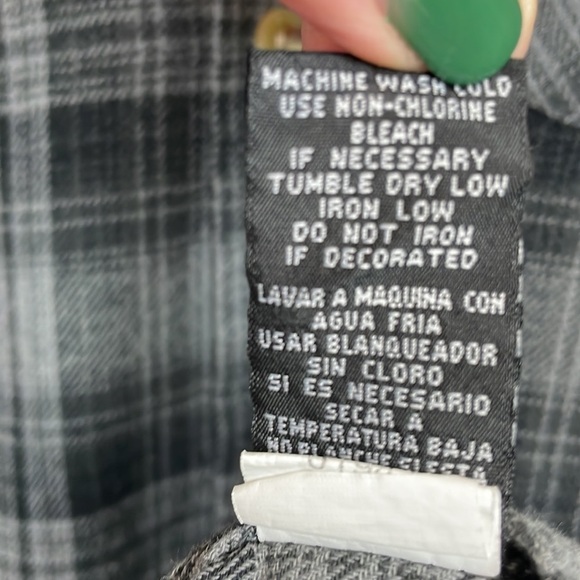 Ocean Current || Mens Flannel Button Down; Size Small - Picture 7 of 11